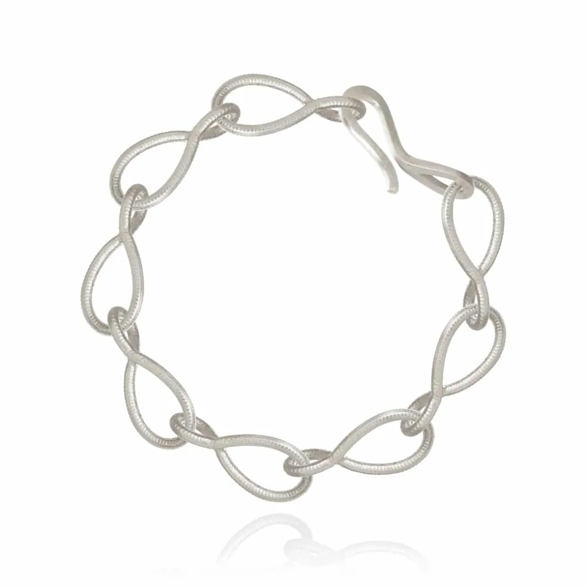 dulong_armbnd_kharisma_1.webp DULONG ARMBÅND KHARISMA