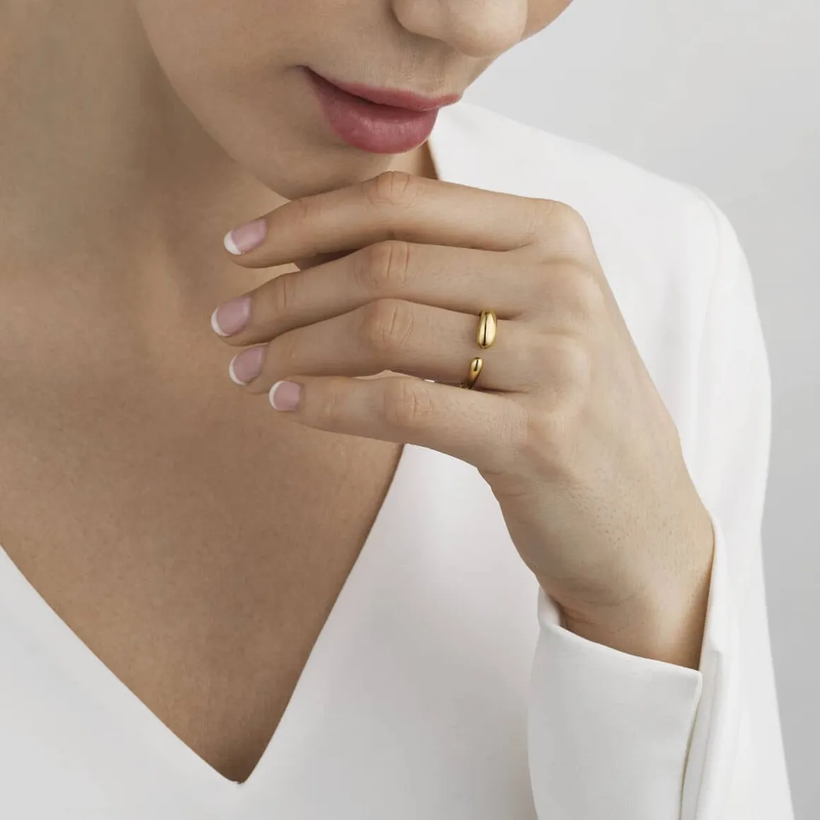 georg_jensen_ring_mercy_g_1.webp GEORG JENSEN RING MERCY GULTGULL MINI