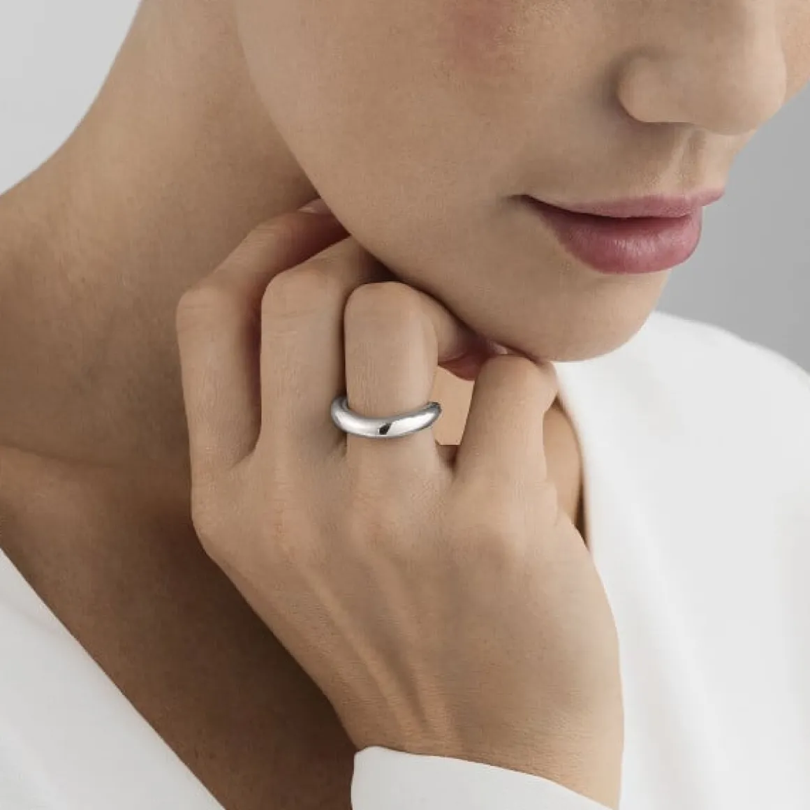 georg_jensen_ring_offspri_1-3.webp GEORG JENSEN RING OFFSPRING SØLV