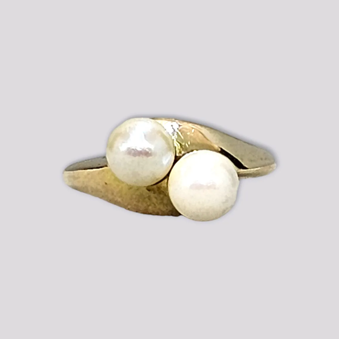 hellman_vintage_ring_med__0-9.webp HELLMAN VINTAGE RING MED 2 K.PERLER