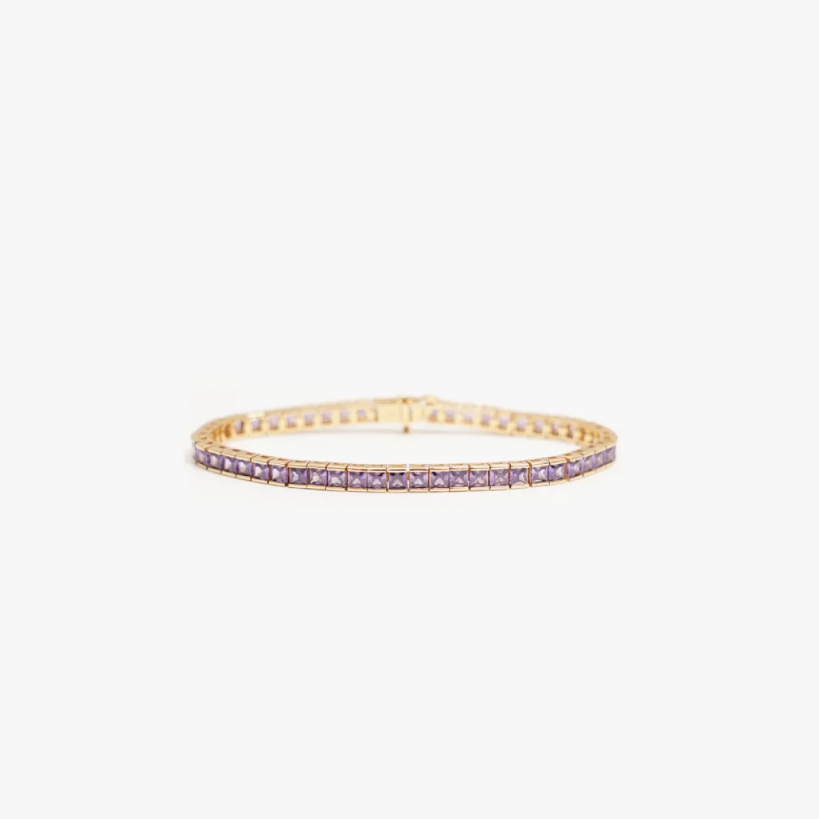 izabel_display_tennis_arm_0-9.webp IZABEL DISPLAY TENNIS ARMBÅND SQUARE GOLDPLATED LILAC