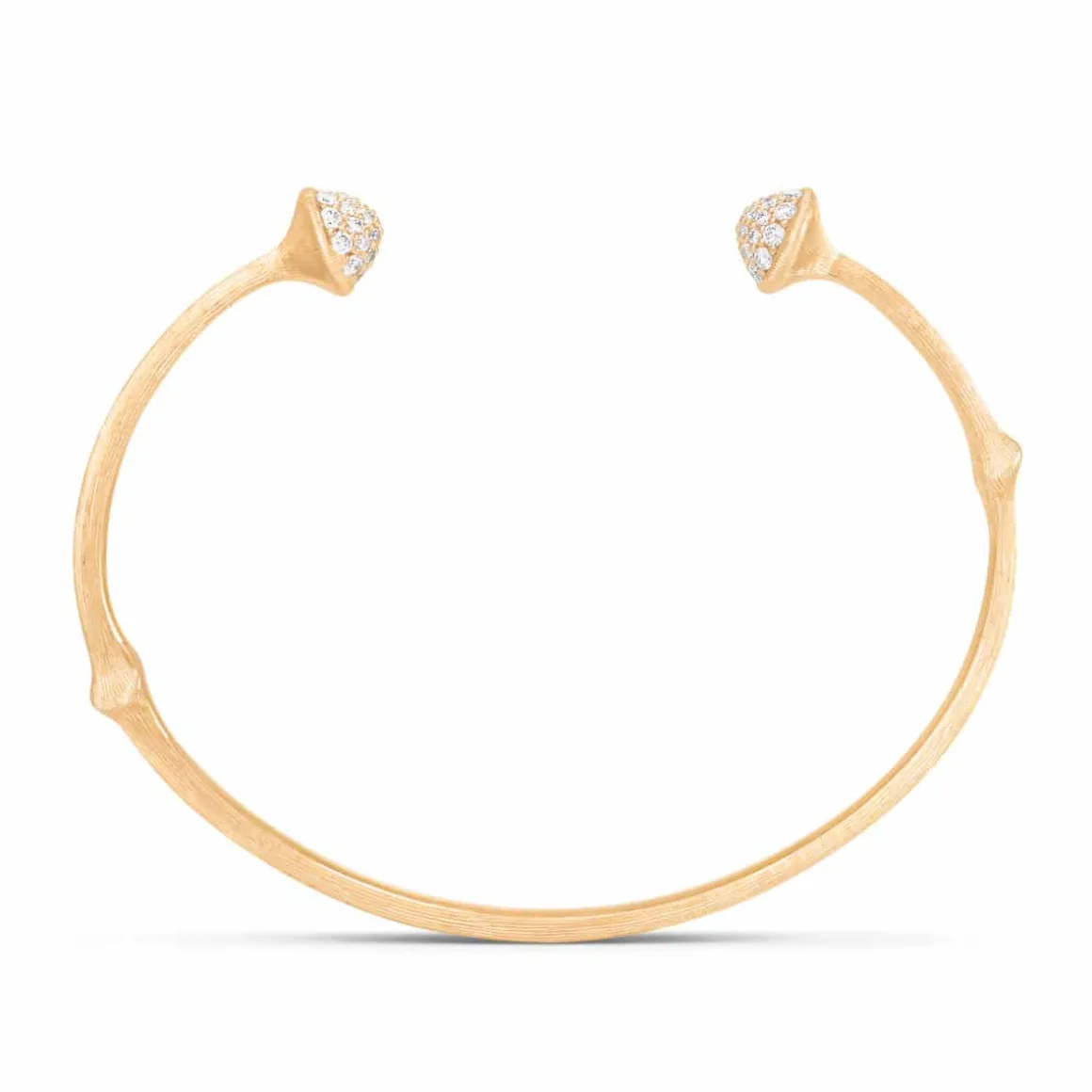 ole_lynggaard_armring_nat_0-7.webp OLE LYNGGAARD ARMRING NATURE MED PAVÉ
