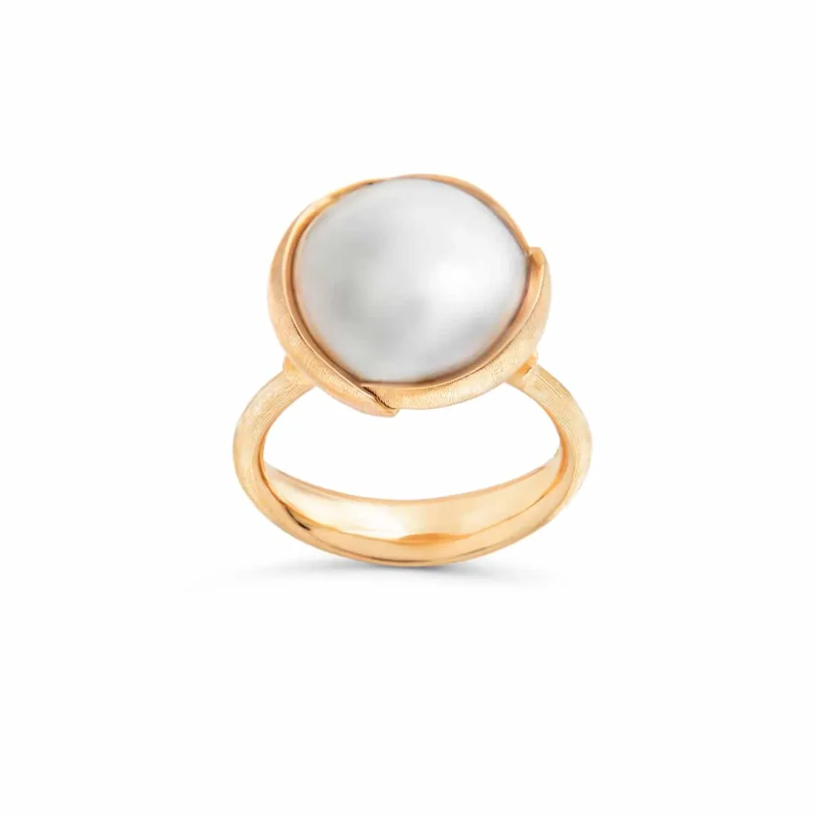 ole_lynggaard_ring_lotus__0-12.webp OLE LYNGGAARD RING LOTUS STR 3 SEA PEARL