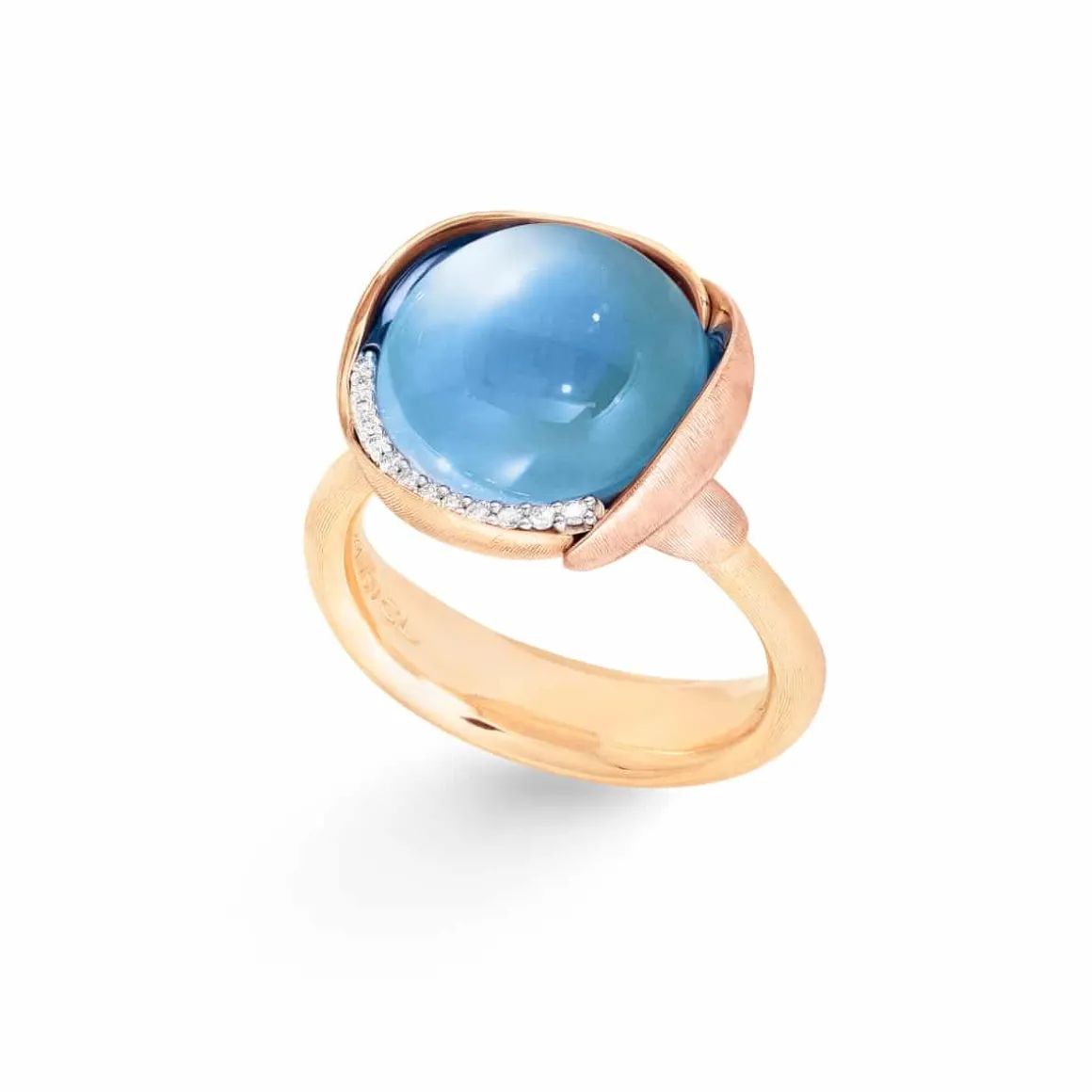 ole_lynggaard_ring_lotus__0-3.webp OLE LYNGGAARD RING LOTUS STR 3 SKY BLUE TOPAS