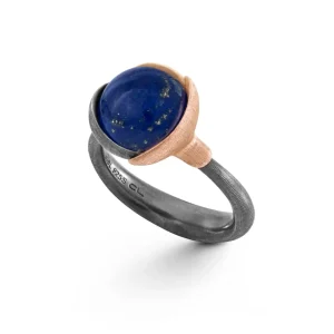 OLE LYNGGAARD RING LOTUS STR 2 LAPIS LAZULI SØLV