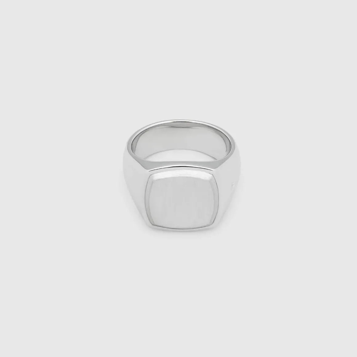 tom_wood_ring_cushion_sil_0.webp TOM WOOD RING CUSHION SILVER TOP