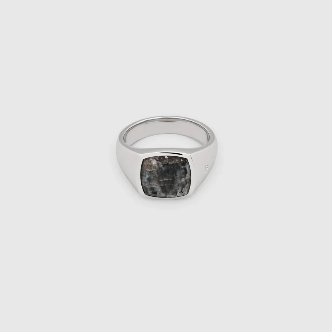 tom_wood_ring_kay_larviki_0.webp TOM WOOD RING KAY LARVIKITE
