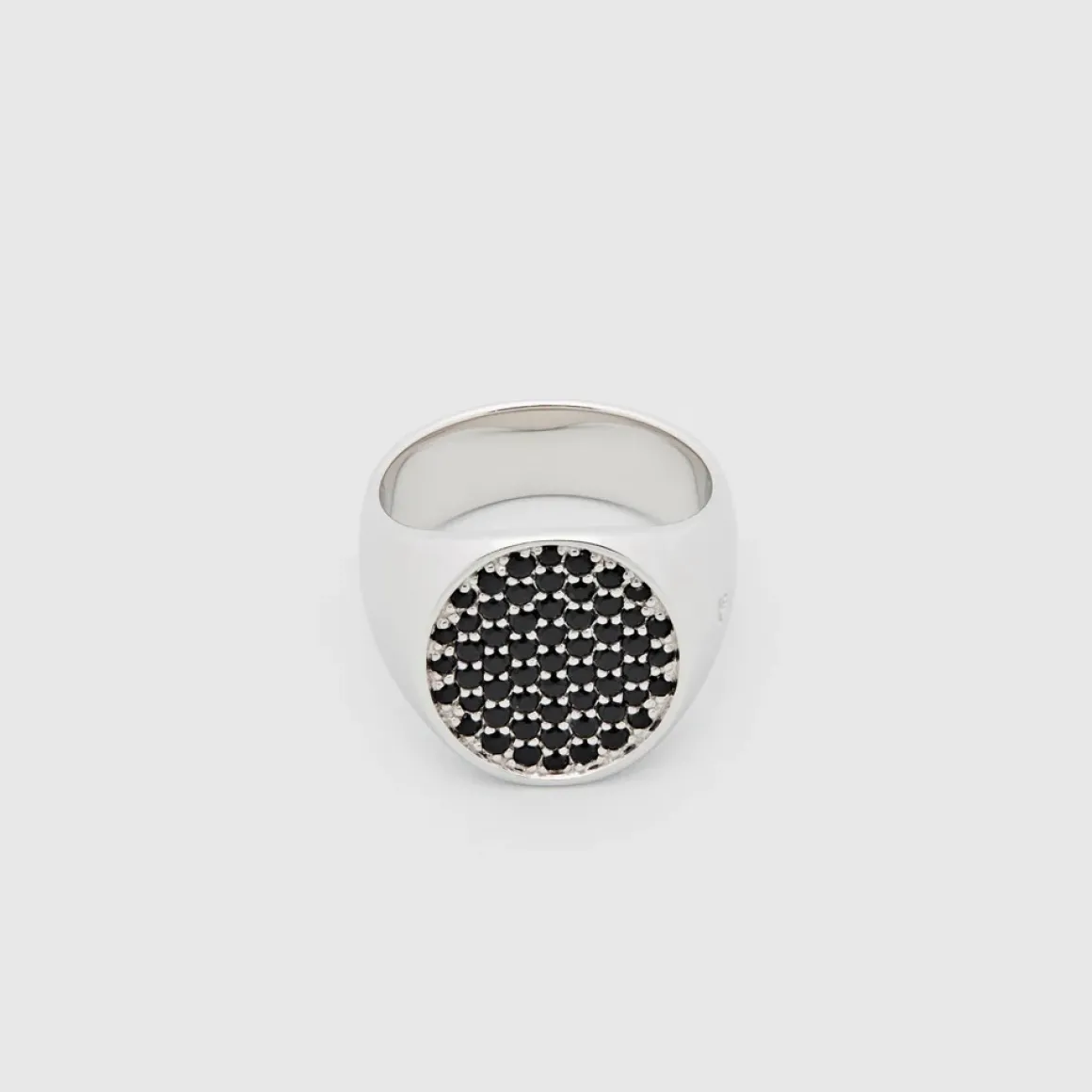 tom_wood_ring_pinkie_blac_0.webp TOM WOOD RING PINKIE BLACK SPINEL